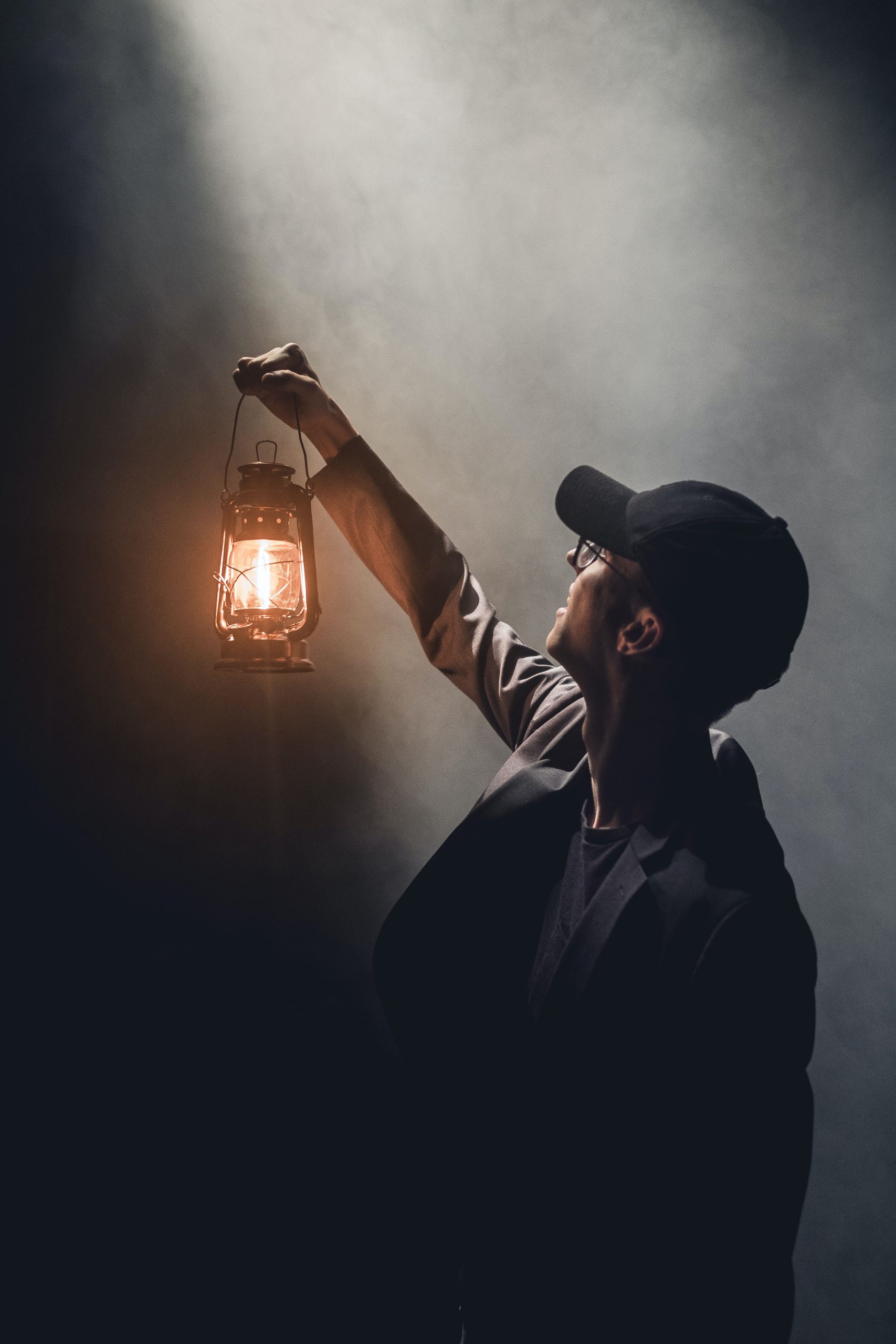 Contract Lifecycle Management adoption Trakti Photo by Severin Höin on Unsplash